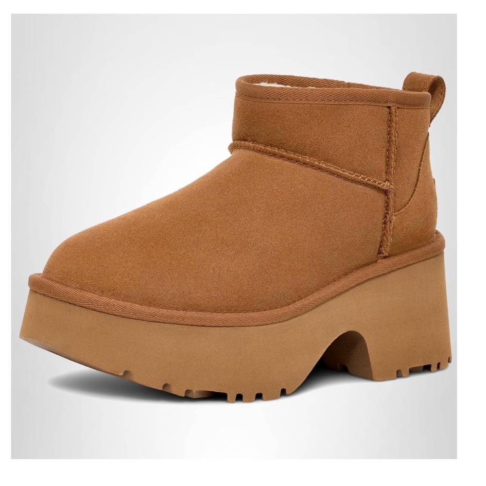 UGG Chestnut Platform Winter Boots
